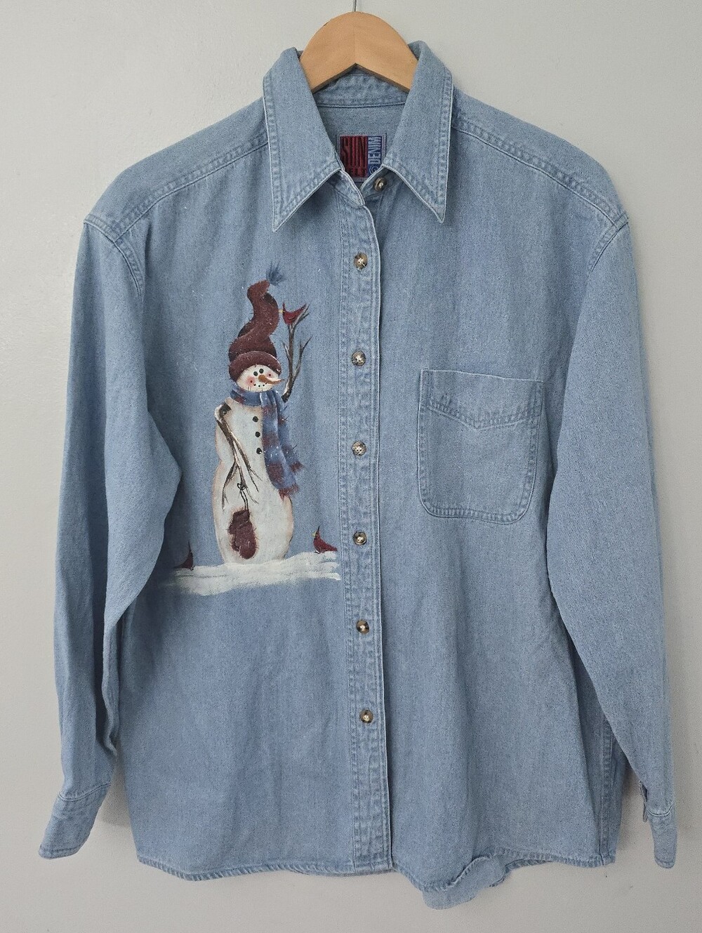 Vintage Sun Belt Denim Women's Christmas Button-Up Shirt L Snowmen Snow Cardinal